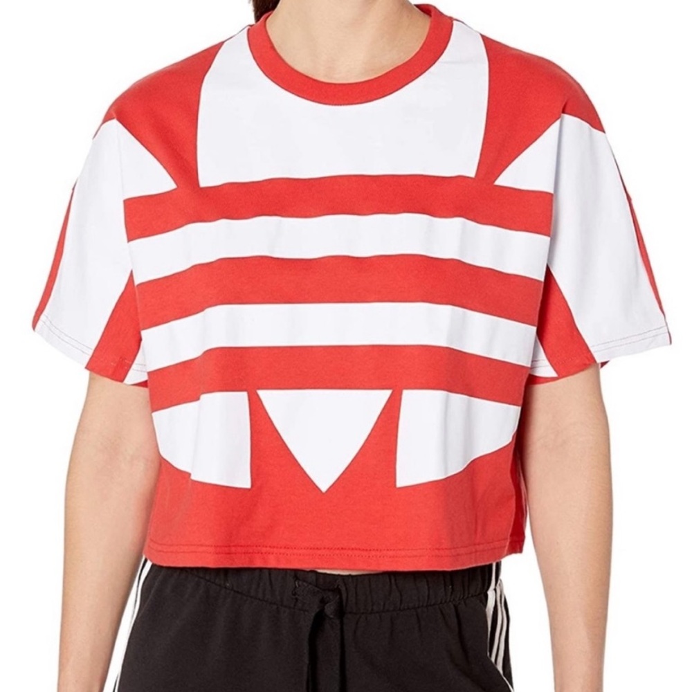 Adidas big logo crop top short sleeve